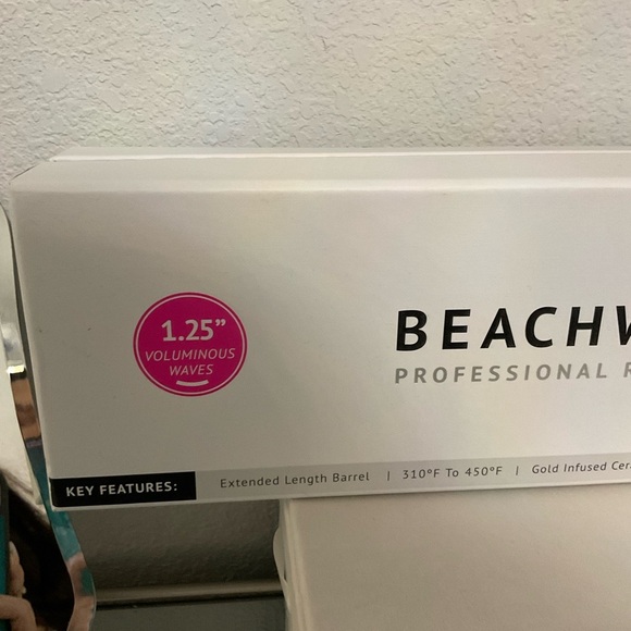 Nearly NEW Beachwaver PRO 1.25" Curling Iron - Retails $229 - Picture 3 of 9